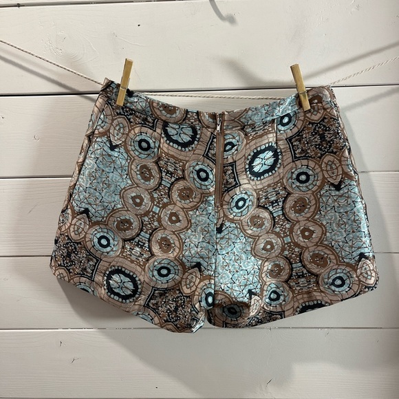 H&M CONSCIOUS Shorts – Size 4 (US) - Picture 7 of 7